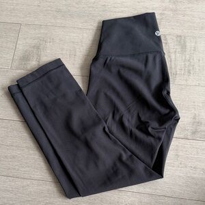 Lululemon Black Cropped Leggings (23”)